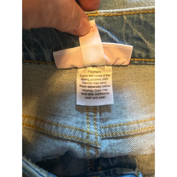 NWT Isabel Maternity Denim Shorts Expandable Side Panels Size 00 - Picture 5 of 7